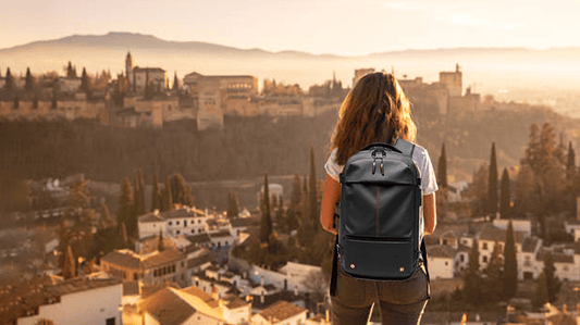 Travel Companion: Vacuum Backpack